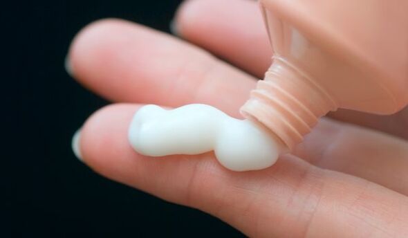 Pommade pour le traitement de l'arthrose du genou